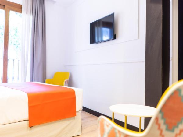 Hotel Boutique Puerta de las Granadas : photo 4 de la chambre chambre supérieure & romantique mauror