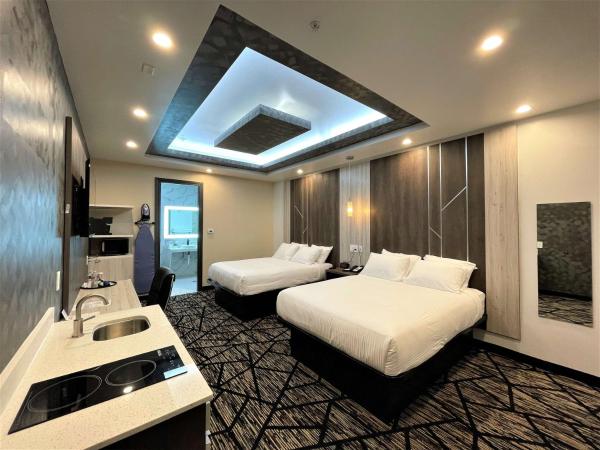 SureStay Hotel by Best Western Houston Southeast : photo 1 de la chambre queen suite with two queen beds and walk-in shower - disability access/non-smoking