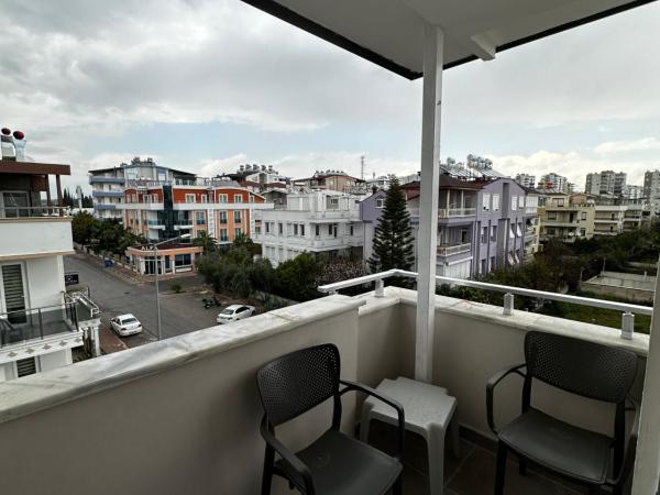 Theluna City Hotel : photo 3 de la chambre chambre familiale avec terrasse 