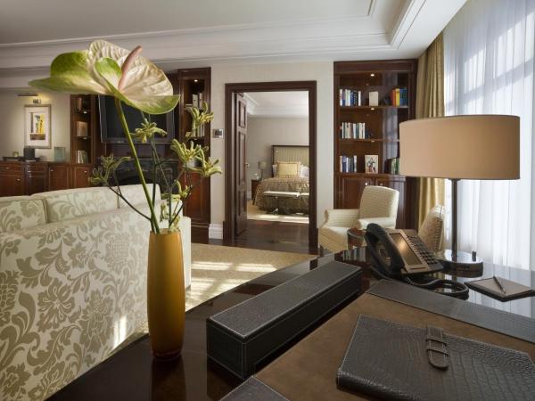 Breidenbacher Hof, Best Grandhotel 2024 - Die 101 Besten : photo 3 de la chambre grande suite