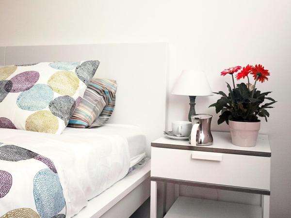 MI. Style : photo 3 de la chambre chambre double avec salle de bains privative