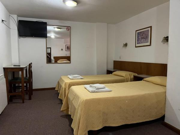 Gran Hotel Cristal : photo 6 de la chambre chambre quadruple