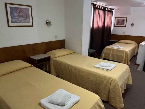 Gran Hotel Cristal : photo 8 de la chambre chambre quadruple