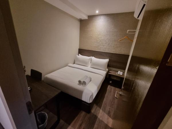 MIICO Hotel @ Mount Austin : photo 1 de la chambre chambre lit queen-size mini