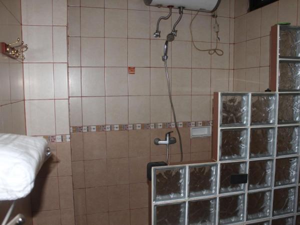 Hotel 678 Cawang powered by Cocotel : photo 3 de la chambre chambre double standard