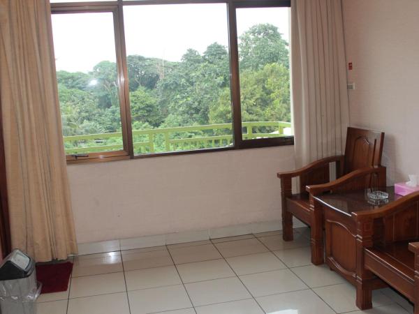 Hotel 678 Cawang powered by Cocotel : photo 3 de la chambre chambre deluxe