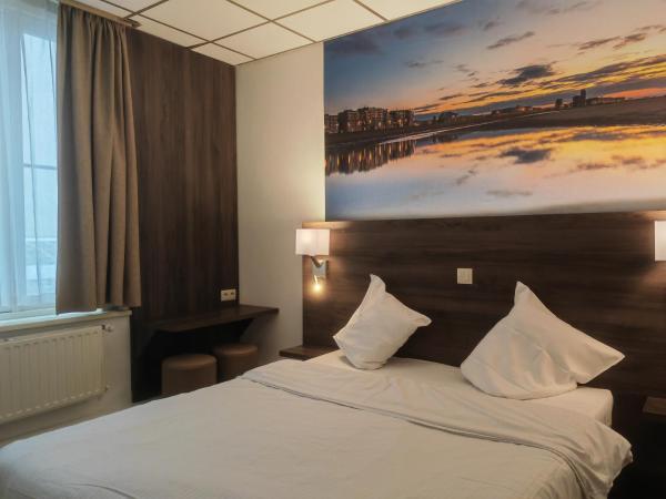 Hotel Albert II Oostende : photo 1 de la chambre chambre double Économique