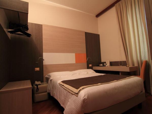 Hotel Metrò : photo 3 de la chambre petite chambre double