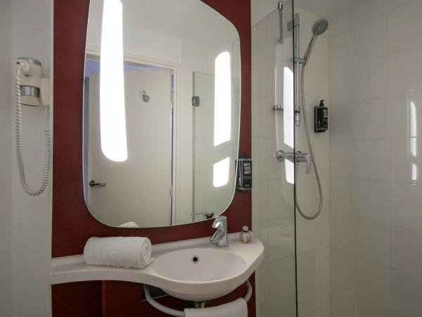 ibis Cannes Centre : photo 3 de la chambre chambre double standard