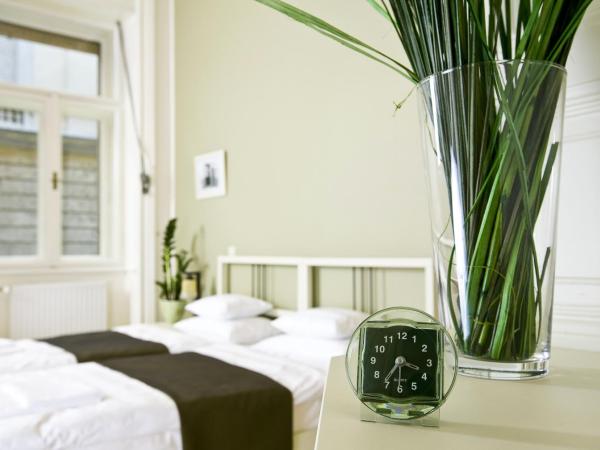 Budapest Rooms Bed and Breakfast : photo 2 de la chambre chambre familiale
