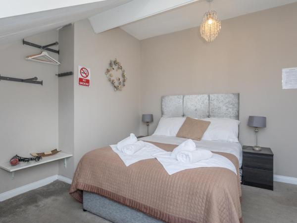 The Avenue Belfast : photo 10 de la chambre chambre double avec salle de bains commune