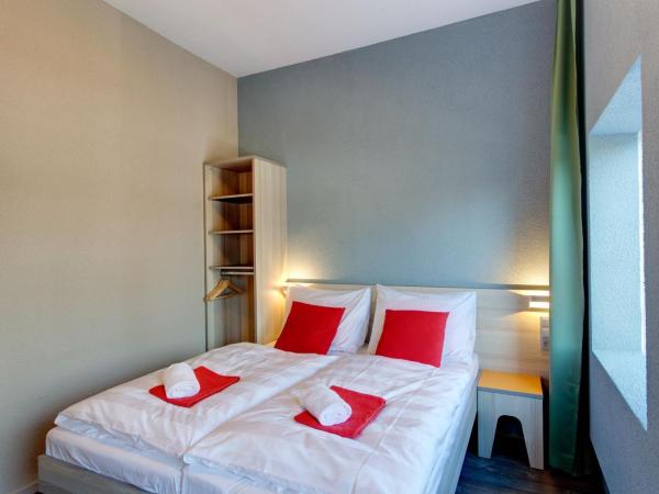 MEININGER Hotel Amsterdam City West : photo 1 de la chambre chambre double pour occupation simple
