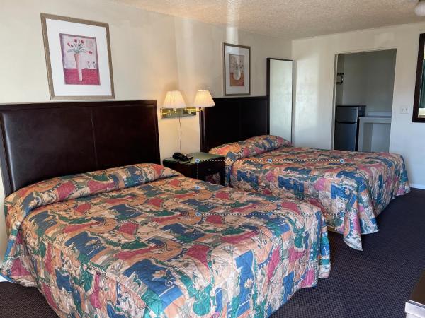 Columbus Motor Inn : photo 2 de la chambre chambre avec 2 grands lits queen-size