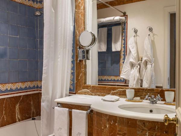 As Janelas Verdes Inn - Lisbon Heritage Collection - Riverside : photo 6 de la chambre suite junior