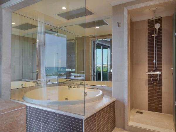 Ela Excellence Resort Belek : photo 7 de la chambre suite de luxe avec vue sur la mer
