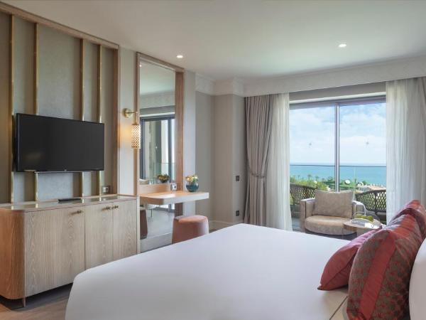 Ela Excellence Resort Belek : photo 1 de la chambre hébergement elagance avec baignoire spa - vue sur mer