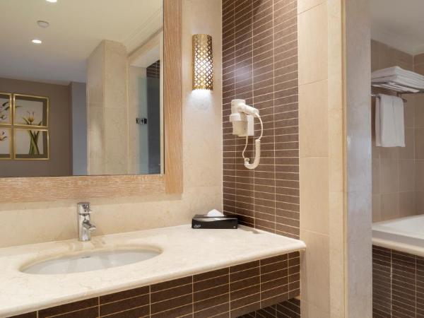 Ela Excellence Resort Belek : photo 7 de la chambre suite familiale ela - vue sur jardin