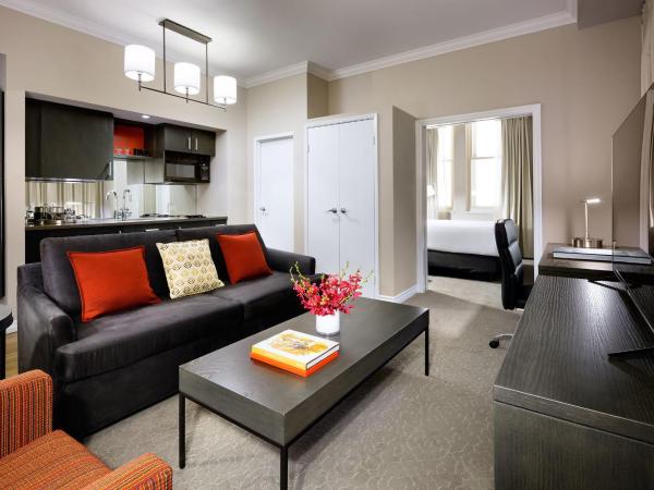 One King West Hotel and Residence : photo 4 de la chambre suite 1 chambre historique