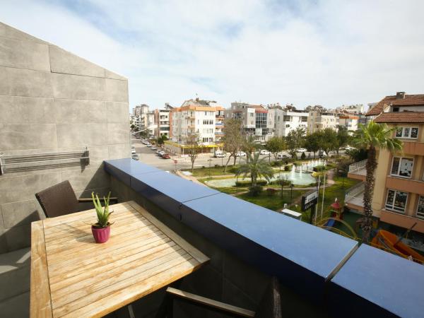 IS Hotel : photo 6 de la chambre chambre double deluxe