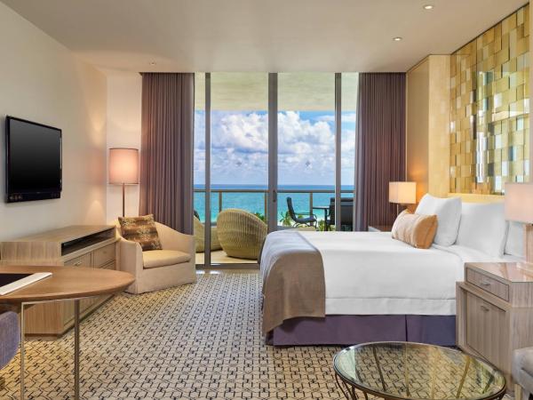 The St. Regis Bal Harbour Resort : photo 2 de la chambre chambre lit king-size deluxe - vue sur océan