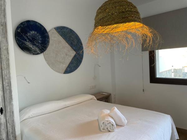 Cortijo Tayula-Centro de Recuperación y Descanso : photo 4 de la chambre chambre double ou lits jumeaux supérieure - vue sur montagnes
