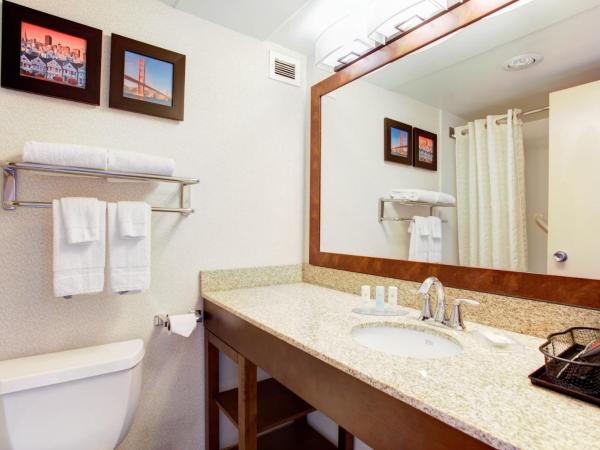 Comfort Inn By the Bay : photo 10 de la chambre chambre lits jumeaux standard - non-fumeurs