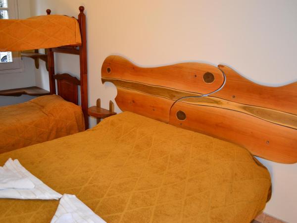 La Salamanca : photo 4 de la chambre chambre quadruple avec salle de bains privative