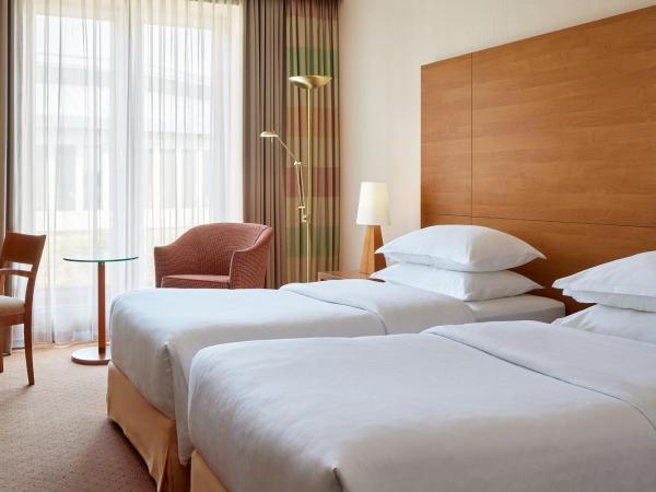 Sheraton Duesseldorf Airport Hotel : photo 3 de la chambre chambre lits jumeaux supérieure