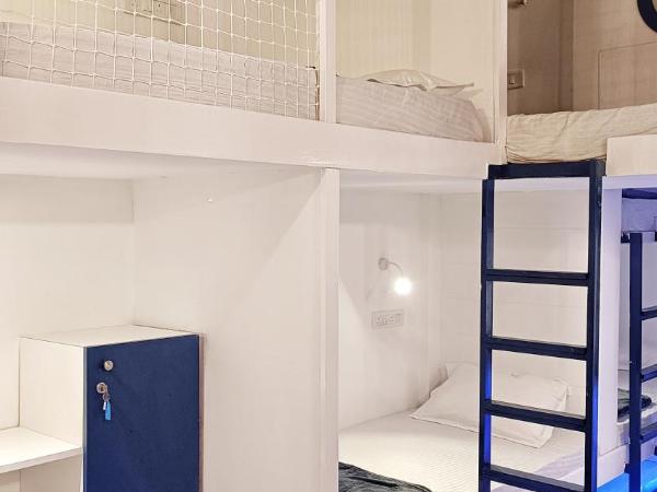 The Voyage - Cafe Hostel CoWork : photo 7 de la chambre lit dans dortoir mixte de 8 lits