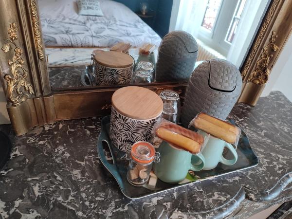 L'Echappée Belle : photo 3 de la chambre chambre quadruple avec salle de bains privative