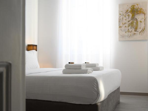 AMALPHI Corfu City Living : photo 9 de la chambre chambre familiale deluxe