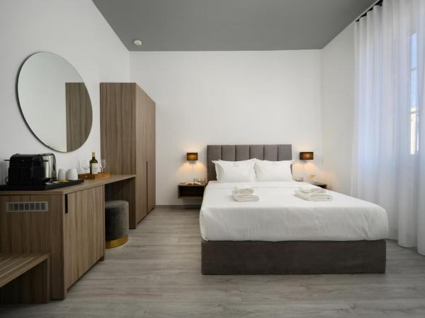 AMALPHI Corfu City Living : photo 3 de la chambre chambre familiale deluxe