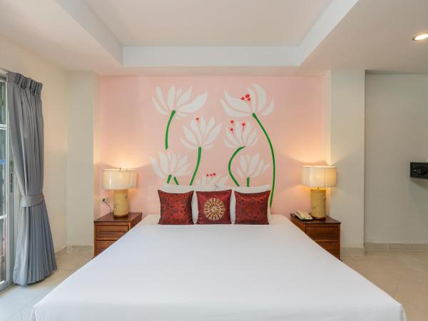 Bella Villa Pattaya 3rd Road : photo 5 de la chambre chambre standard avec accès piscine