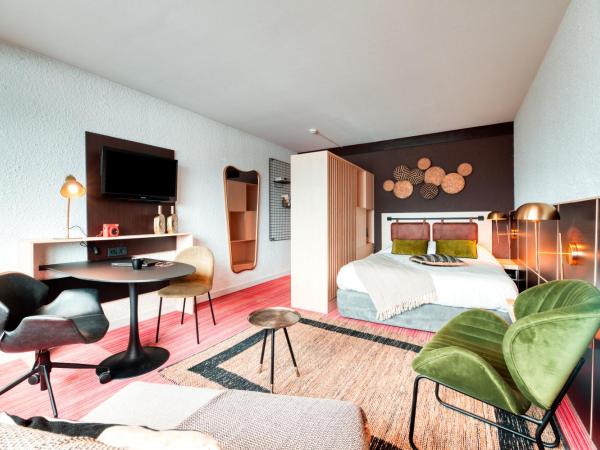 COWOOL GRENOBLE : photo 1 de la chambre studio familial