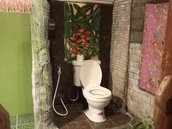 P P Garden Home Bungalow : photo 2 de la chambre small single room with fan