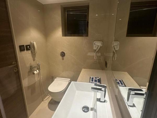 The International by Tunga : photo 1 de la chambre elegant room twin bed