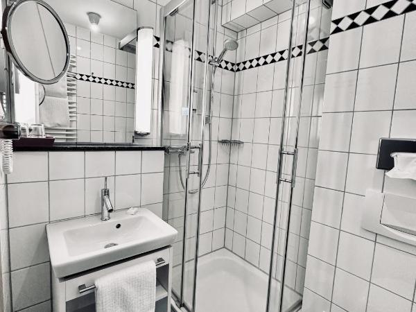 AvidonApartments : photo 10 de la chambre studio avec balcon 