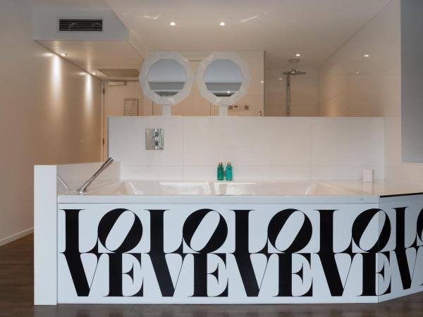 Hotel Mitland : photo 9 de la chambre suite romantique