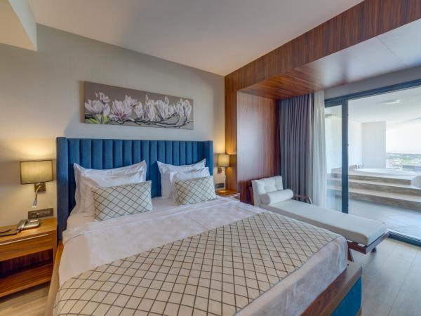 Seven For Life Thermal Hotel : photo 5 de la chambre chambre double avec balcon