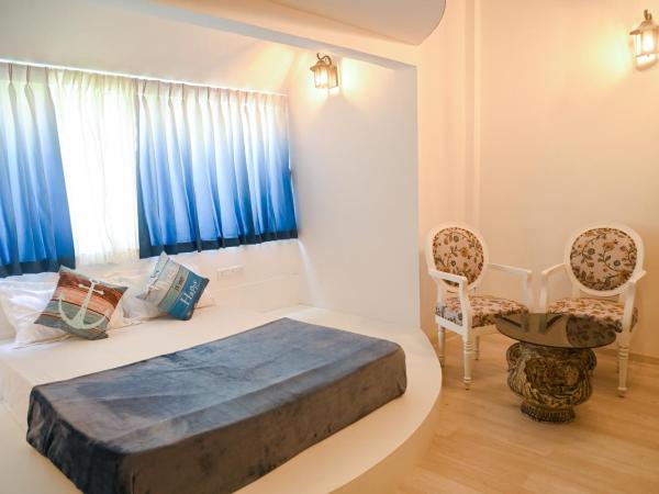 The Voyage - Cafe Hostel CoWork : photo 2 de la chambre chambre double deluxe