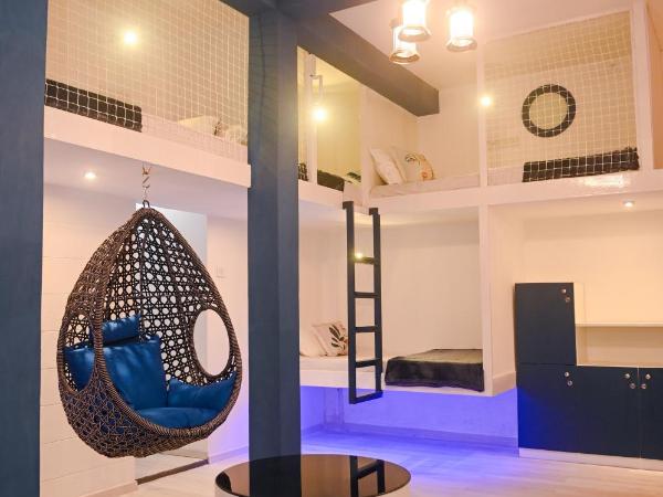 The Voyage - Cafe Hostel CoWork : photo 8 de la chambre lit dans dortoir mixte de 8 lits