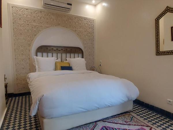Riad Amor - Suite & Spa : photo 8 de la chambre petite chambre double