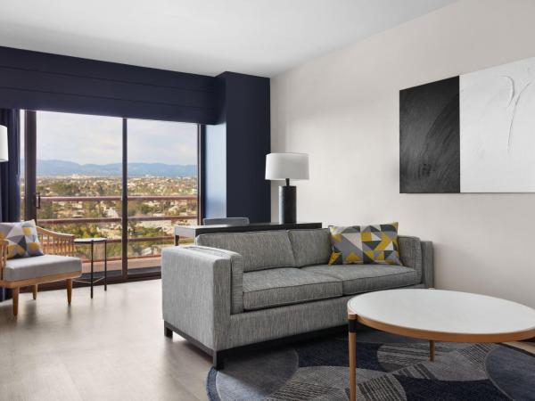 Marina del Rey Marriott : photo 5 de la chambre suite junior - vue sur ville 