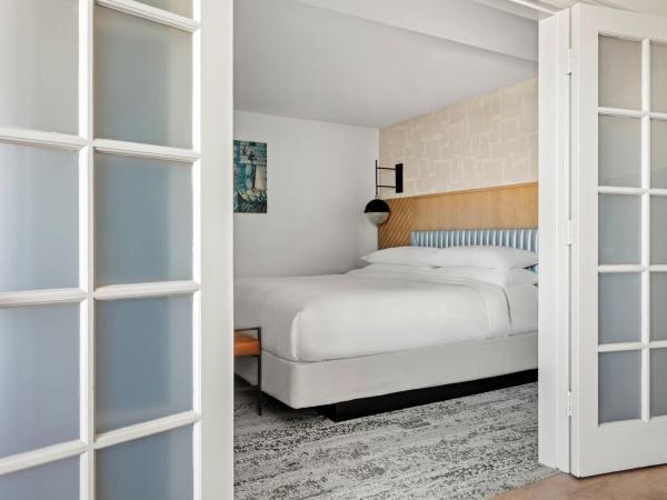 Marina del Rey Marriott : photo 2 de la chambre suite junior - vue sur ville 