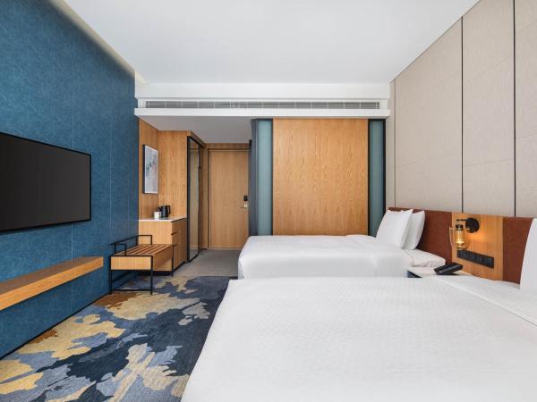 Four Points by Sheraton Shanghai Jiading : photo 1 de la chambre chambre double premier avec 2 lits doubles