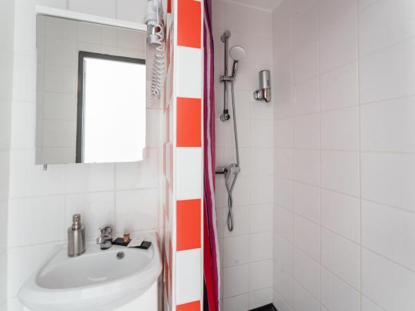 L'Oasis Montparnasse : photo 7 de la chambre chambre simple supérieure