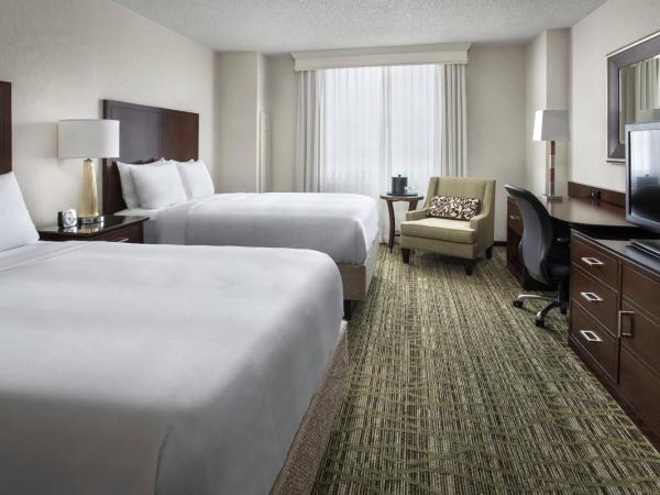 Philadelphia Airport Marriott : photo 2 de la chambre chambre double avec 2 lits doubles - niveau concierge