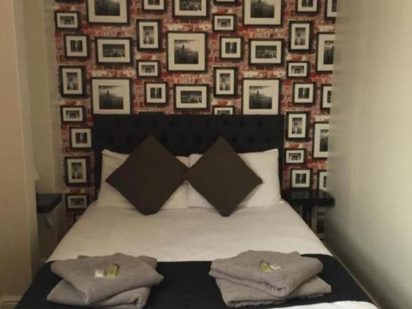 Queens Guesthouse Manchester : photo 1 de la chambre chambre double