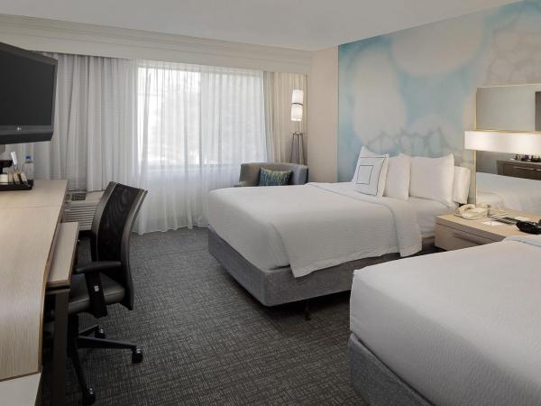 Courtyard Houston Westchase : photo 1 de la chambre chambre double avec 2 lits doubles