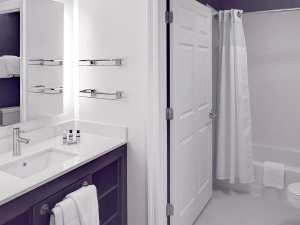 Residence Inn Columbia Northeast/Fort Jackson Area : photo 4 de la chambre suite 1 chambre lit queen-size avec canapé-lit